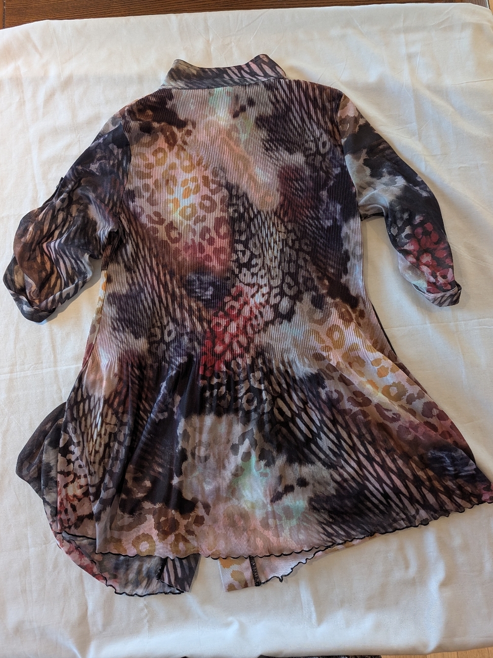Mixed-Print Flowing Button-Front Tunic in Brown Multi - Picture 10 of 11